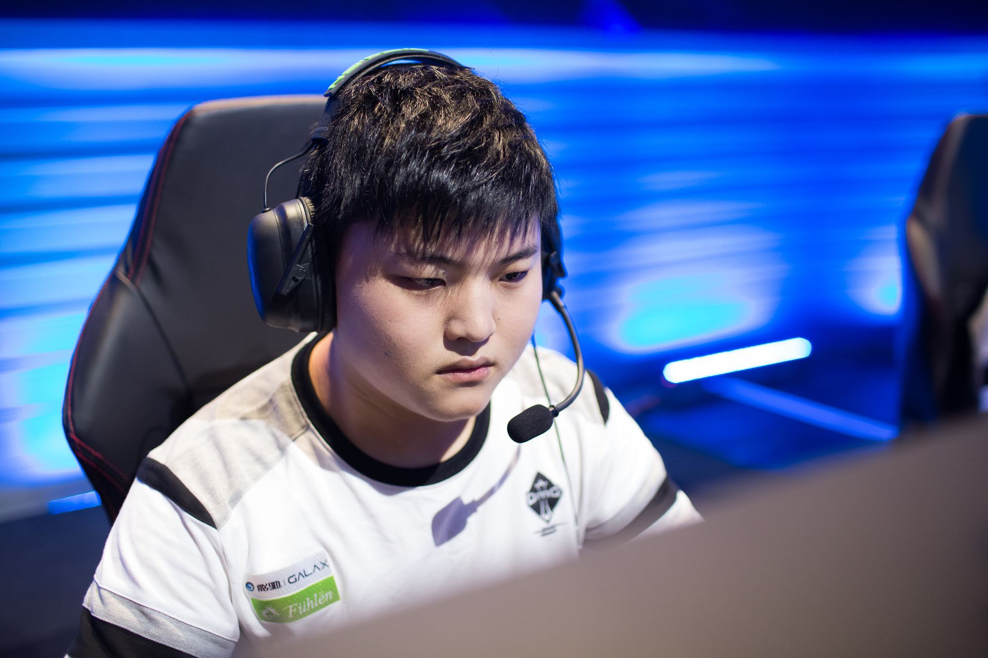 从而进一步 从而进一步