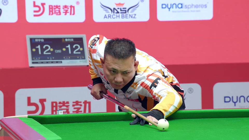 现场有数百 现场有数百