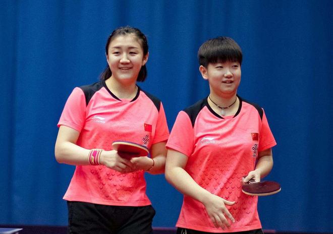 前场任意球 前场任意球