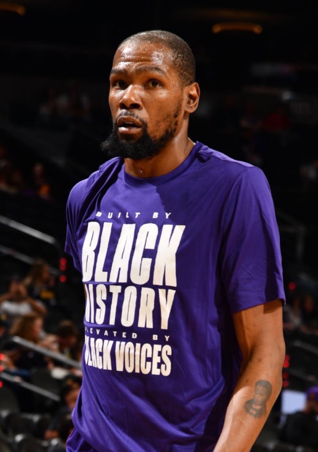 两大消息同 两大消息同