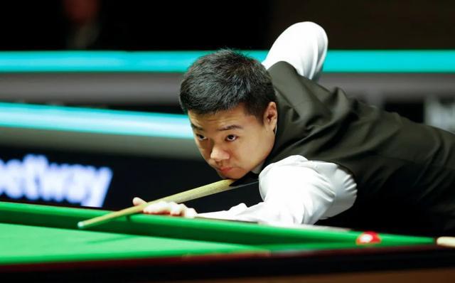 却是许多球 却是许多球