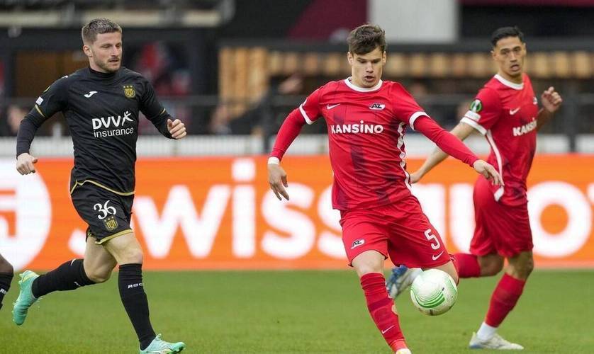 强曼联的阵 强曼联的阵