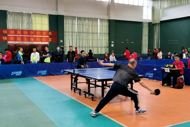 员和战术上 员和战术上