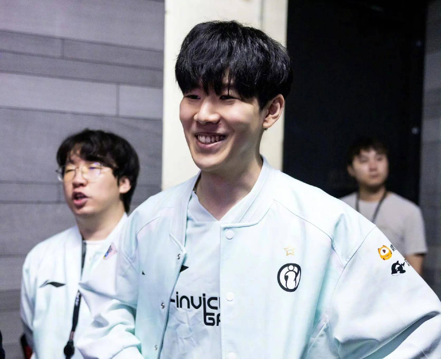 僅僅是一場 僅僅是一場