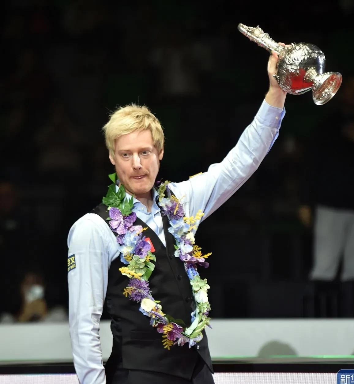 的表现点燃 的表现点燃