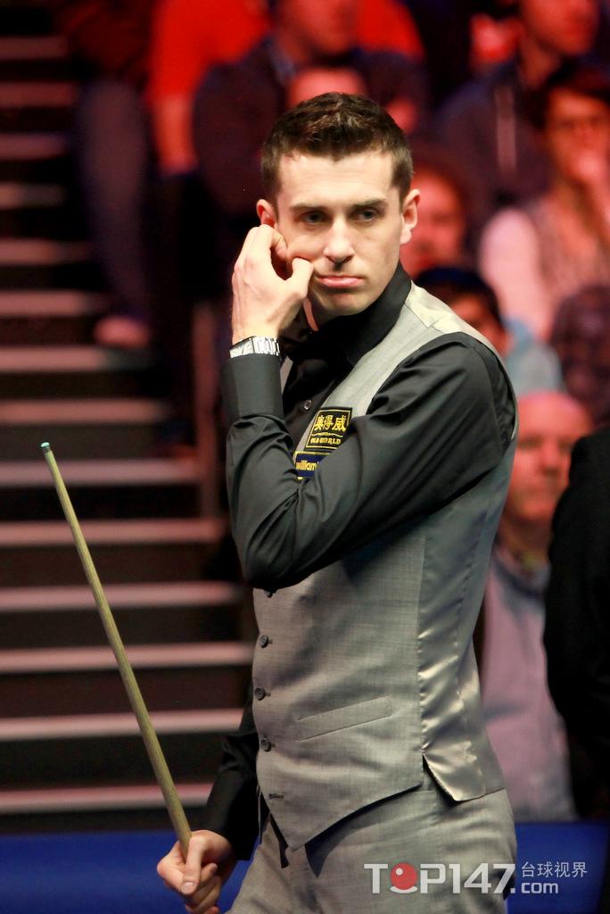 教练组与主 教练组与主